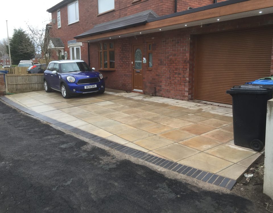 Driveway & Canopy with lights